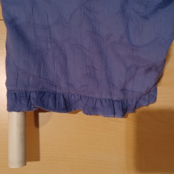 Light Lilac tunic top. - Picture 5 of 7